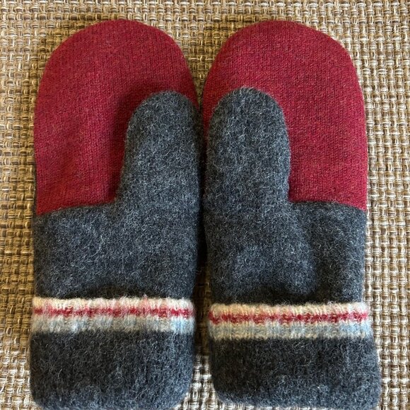 Felted Wool Mittens handcrafted from Repurposed Sweaters - Gray/Brick Red - Picture 2 of 5